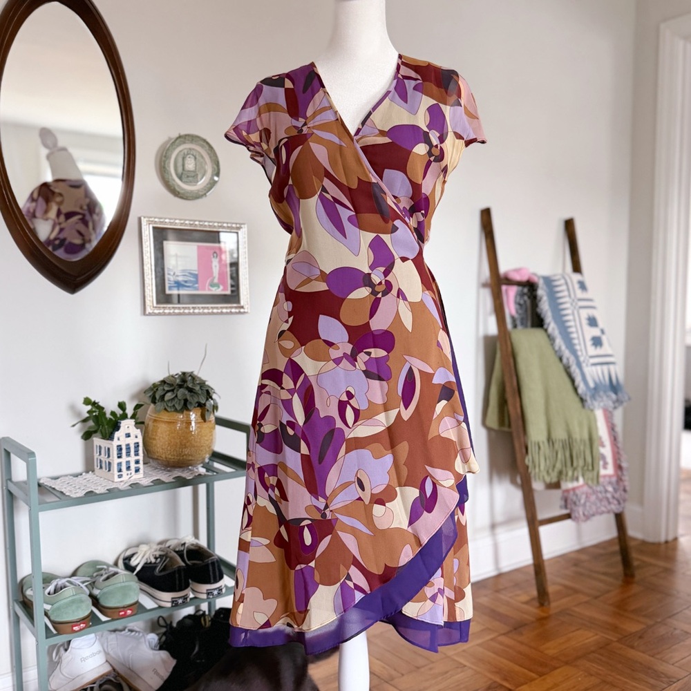 Y2K Express Asymmetrical Wrap Dress with Purple Geometric Design